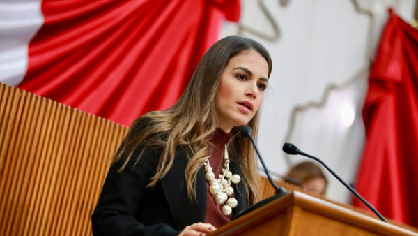 Lorena-de-la-Garza-nueva-presidenta-Congreso