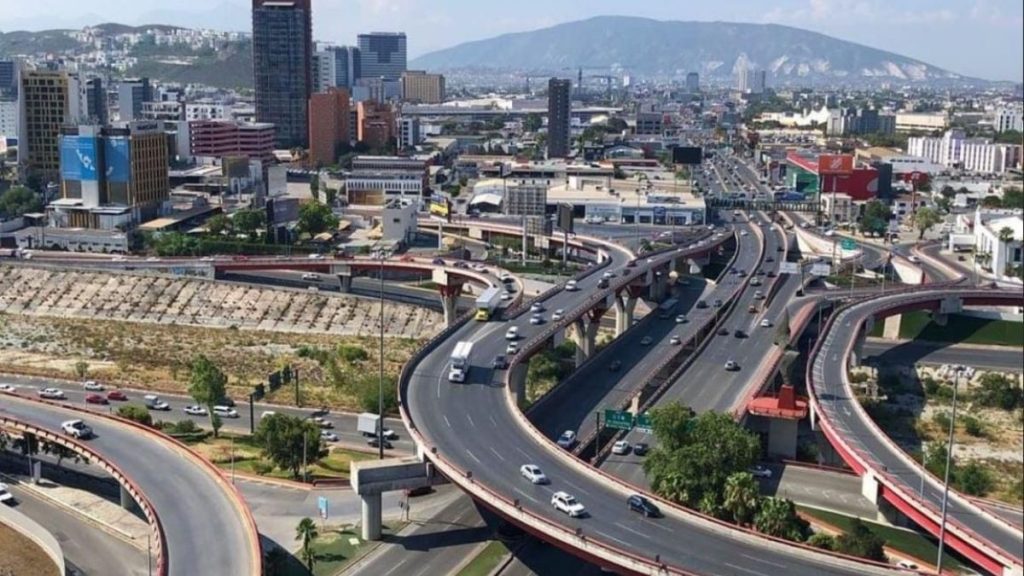 Carril-reversible-movilidad-regia-morones Prieto-constitución - Adelante Mty