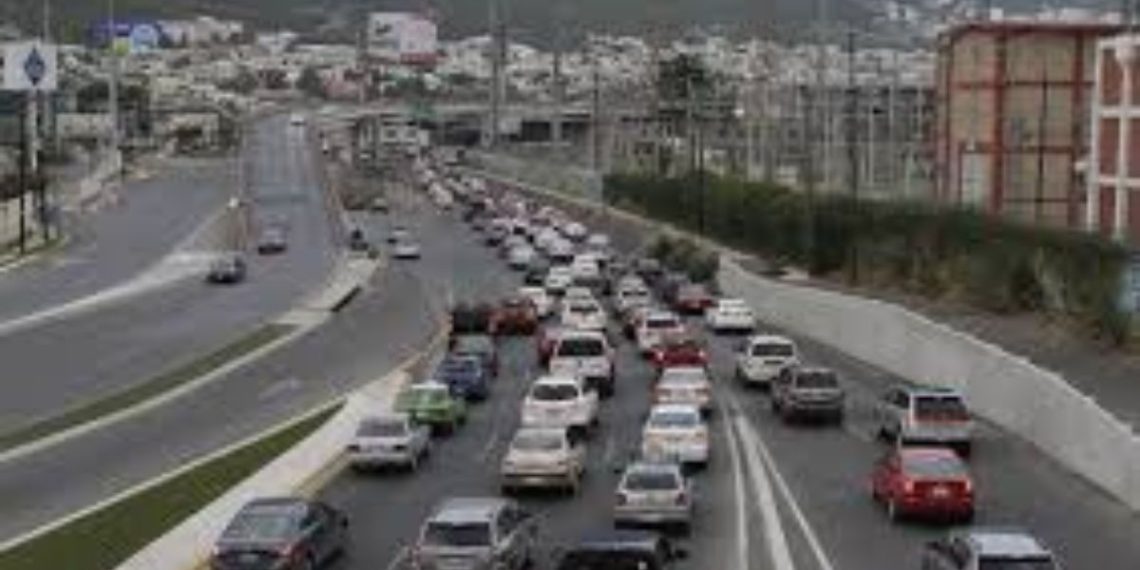 Congestión Vial Al Sur De Monterrey - Adelante Mty Tráfico-carretera-nacional-proyecto-vial - Adelante Mty