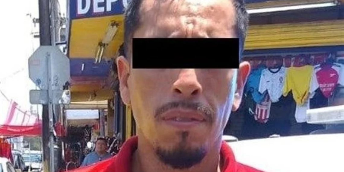 Auto Robado - Adelante Mty