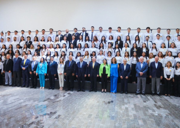 fundación-uanl becados 25-aniversario