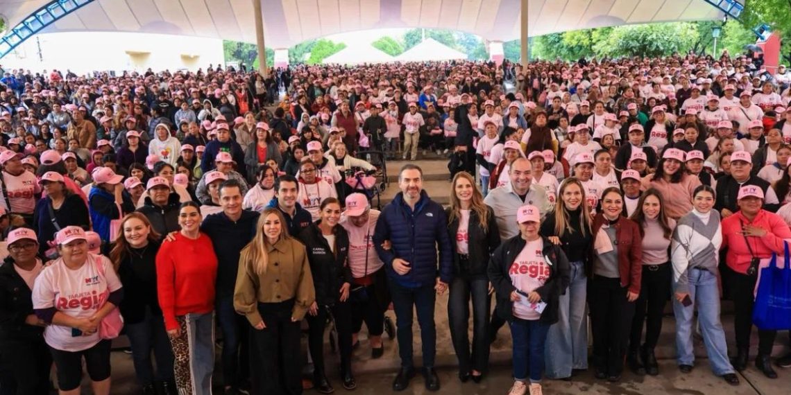 Apoyo-económico-tarjeta-regia-monterrey-en-parque-españa - Adelante Mty