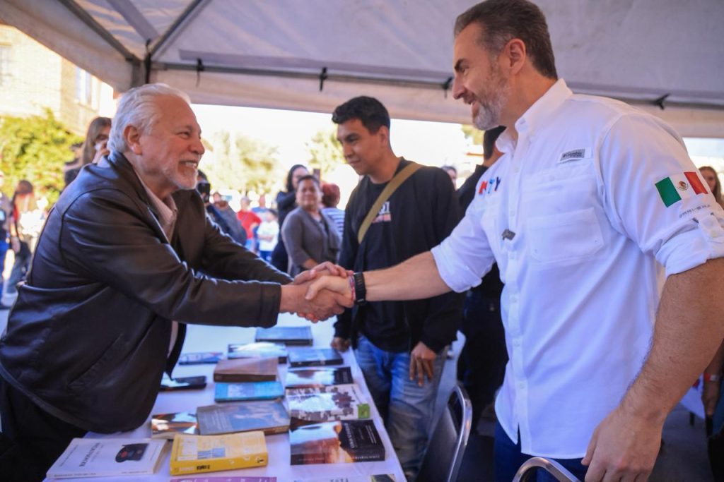 Barrio-de-mi-corazón-programa-social-colonia-martínez-servicios-públicos-tarjeta-regia-plus