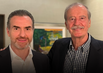 Adrian De La Garza Con Fox Quesada - Adelante Mty